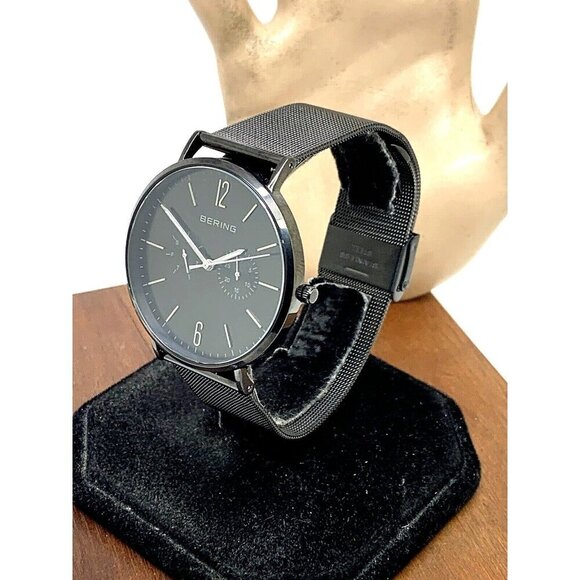 Bering Men's Watch 14240-223 Quartz Slim Black Dial Stainless Steel 40mm - Picture 2 of 13